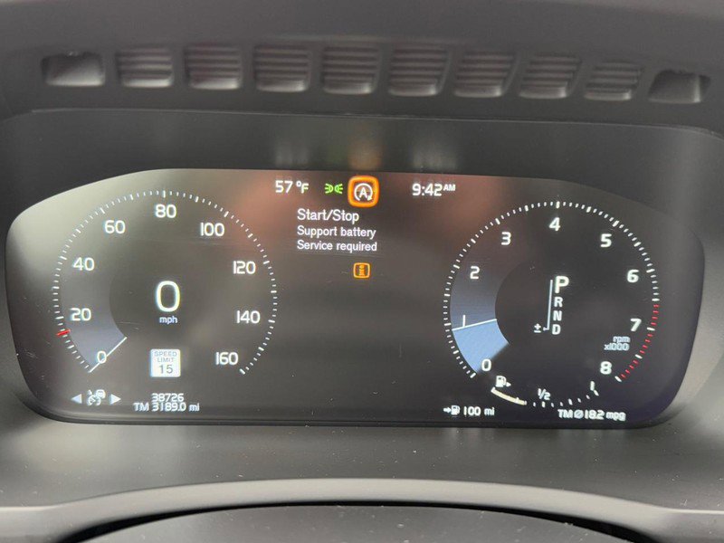 Certified 2022 Volvo XC90 T6 Momentum w/ Advanced Package image 20