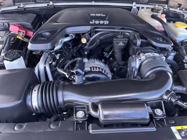 Used 2019 Jeep Wrangler Unlimited Sport S AWD/4WD image 15