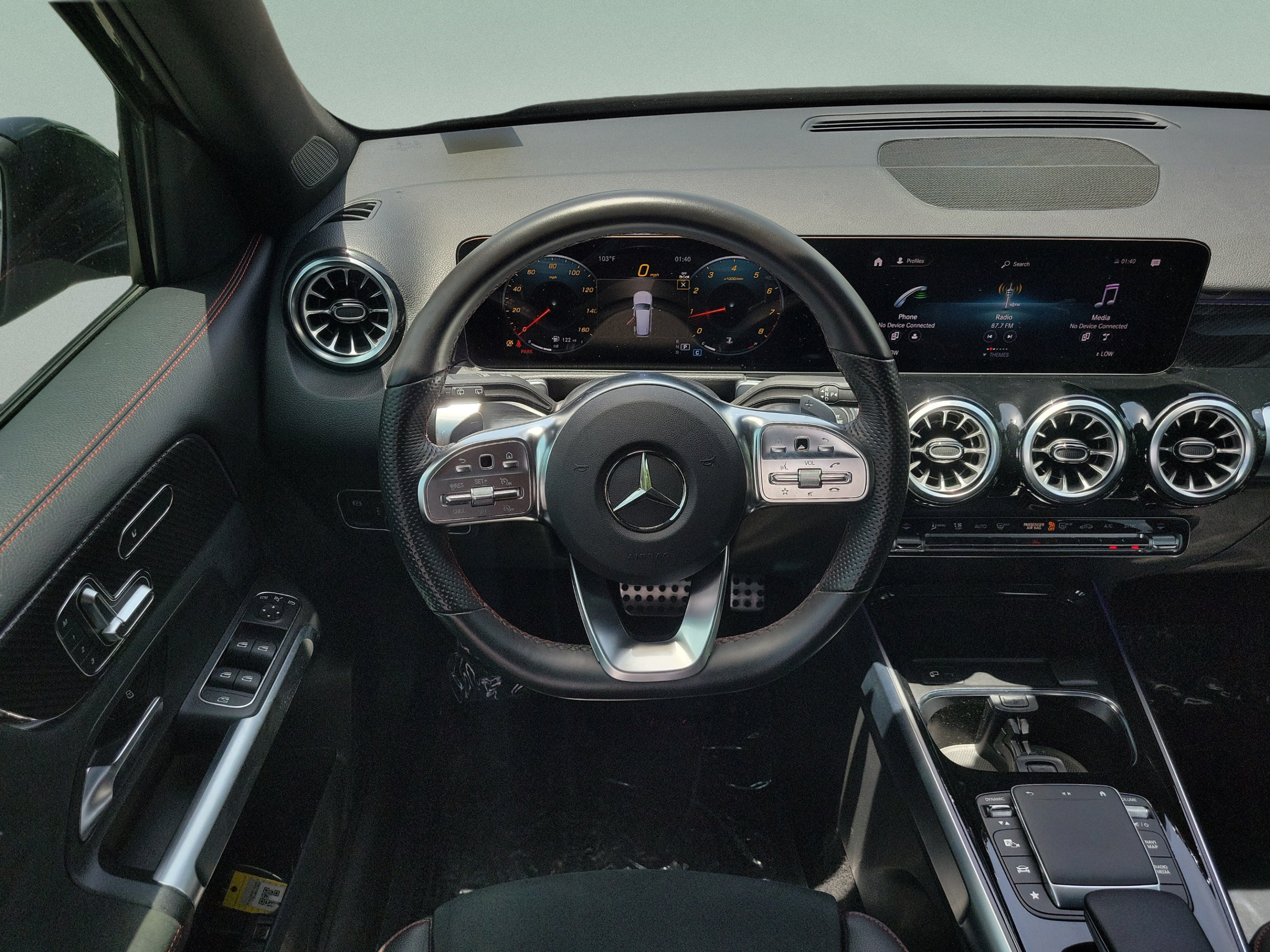 Used 2023 Mercedes-Benz GLB 250 image 13