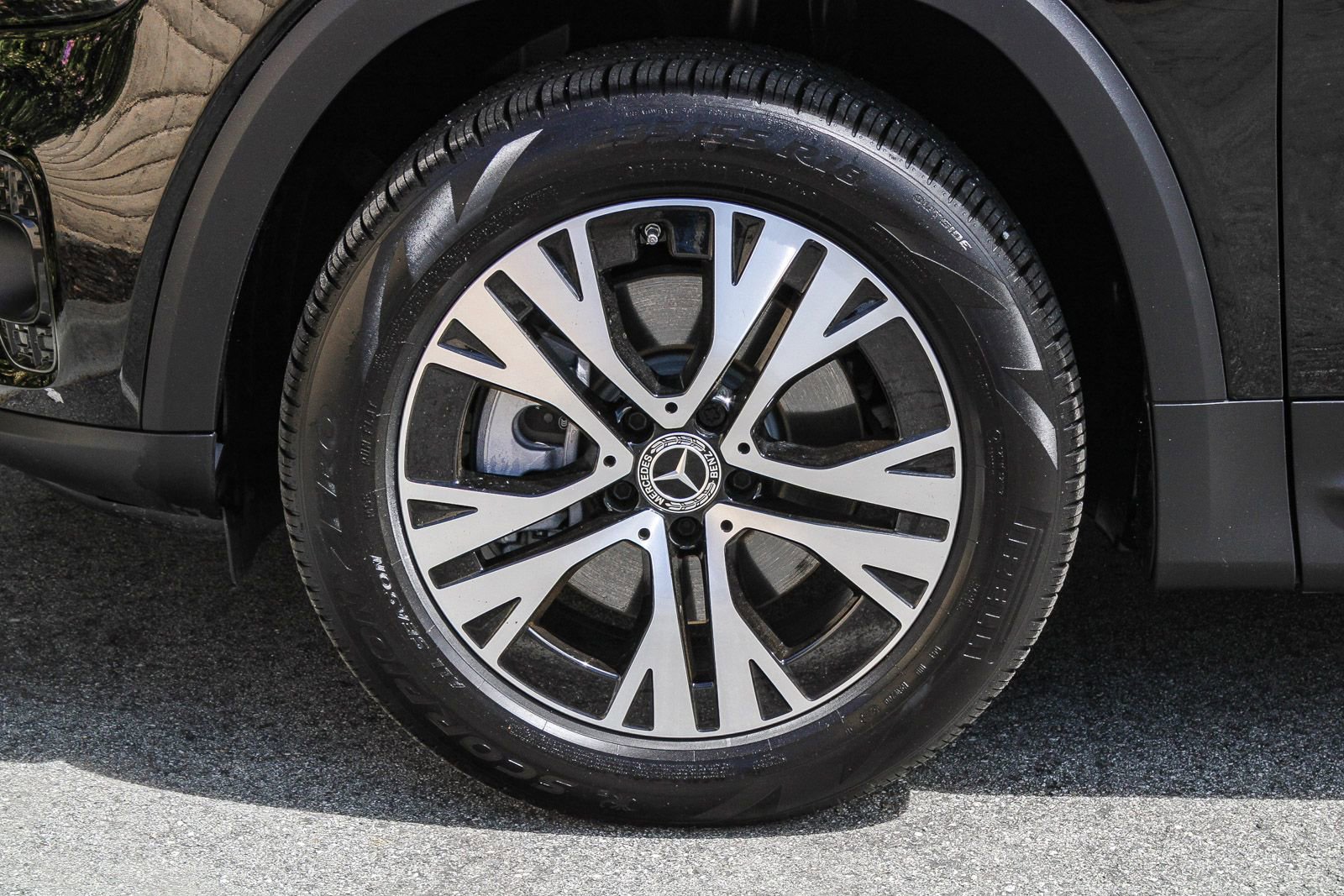 Certified 2026 Mercedes-Benz GLB 250 4MATIC image 12