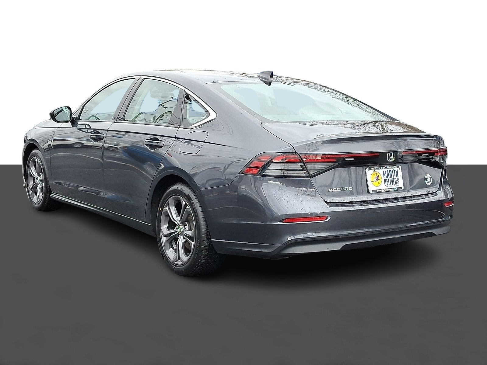 Certified 2023 Honda Accord EX image 4