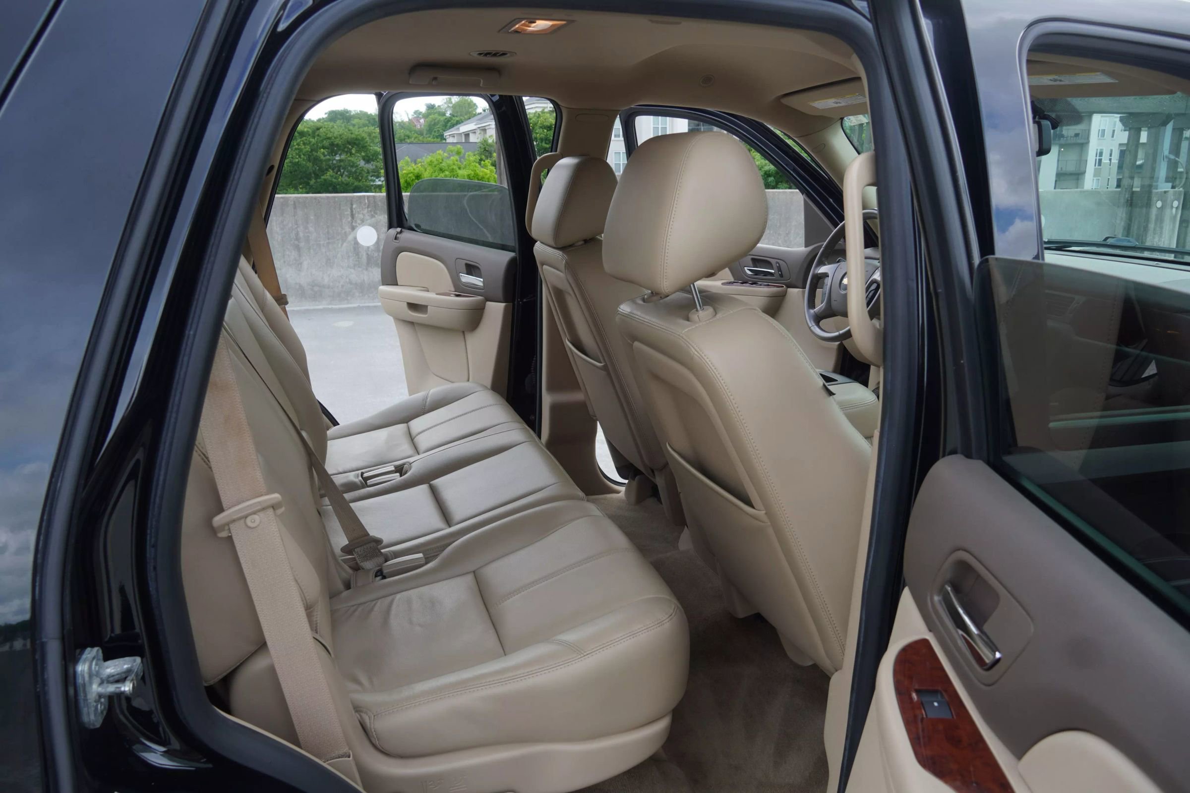 Used 2014 Chevrolet Tahoe LT image 33