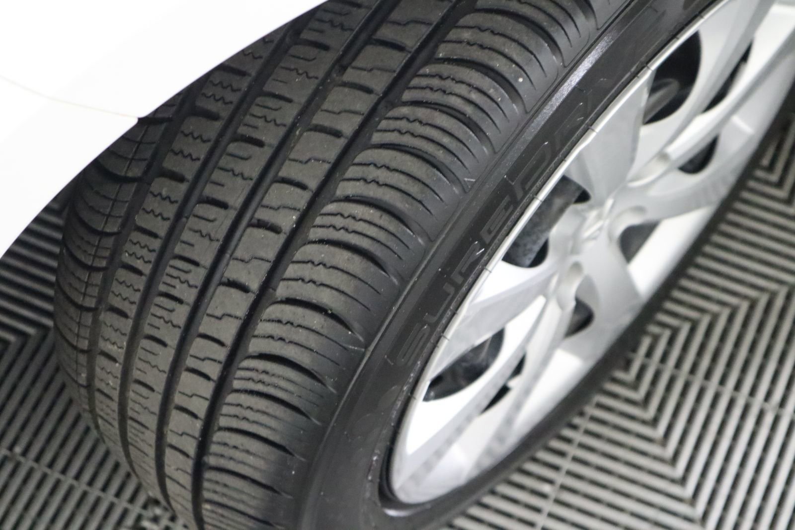 Used 2023 Toyota Corolla LE image 62