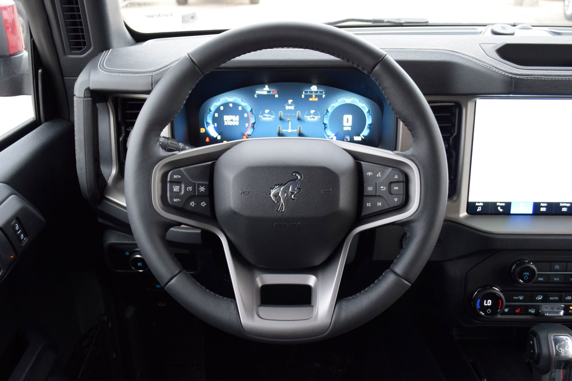 New 2026 Ford Bronco Outer Banks image 8