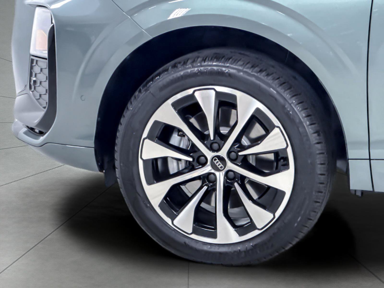 New 2026 Audi Q3 quattro 2.0T AWD/4WD image 25