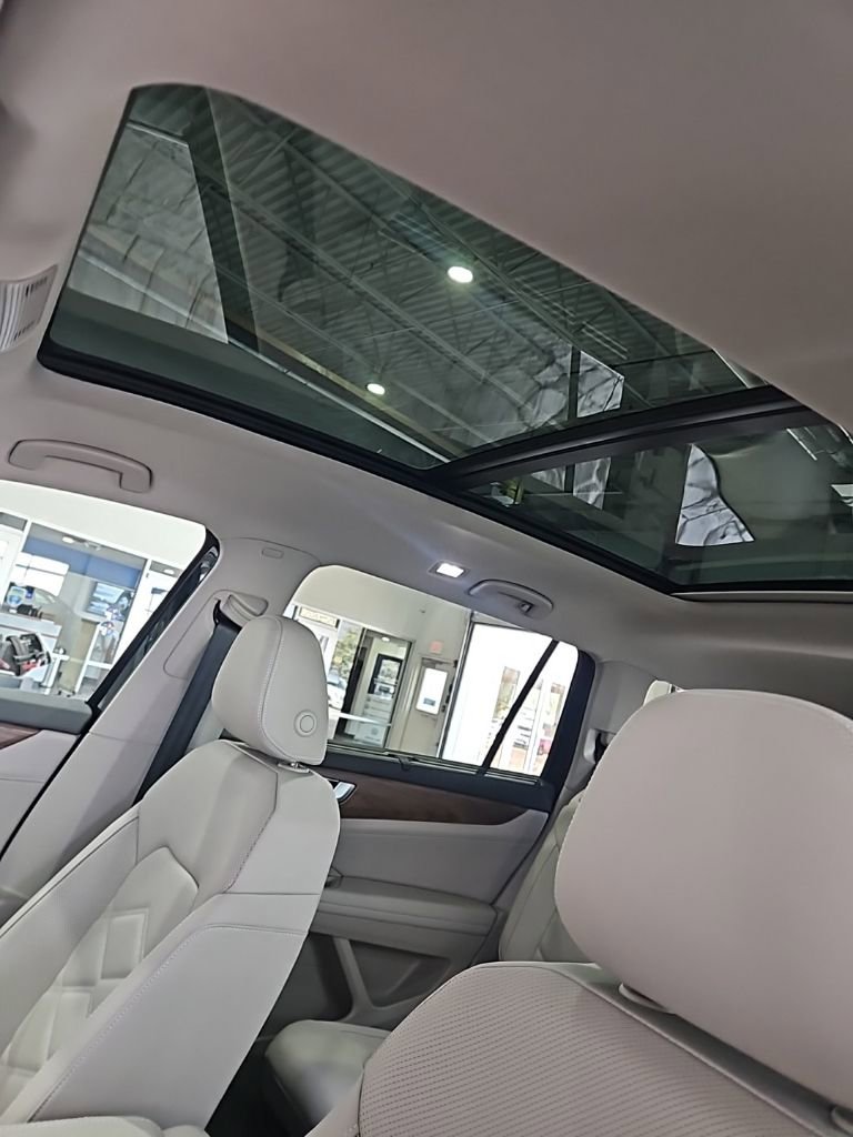 New 2026 Volkswagen Atlas SE image 32