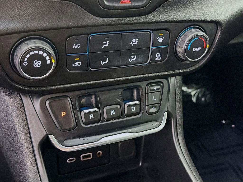 Used 2019 GMC Terrain SLE FWD image 20