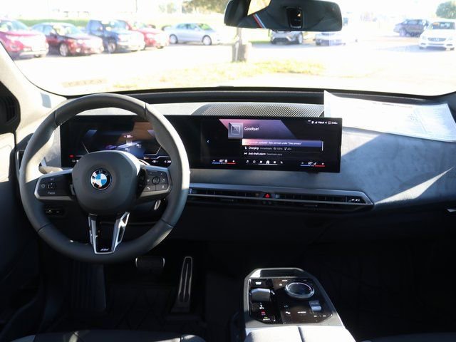 New 2026 BMW iX xDrive60 w/ M Sport Package image 11