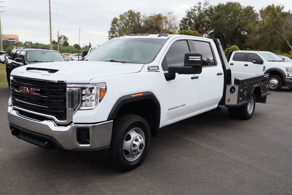 Used 2023 GMC Sierra 3500 Pro w/ Convenience Package image 4