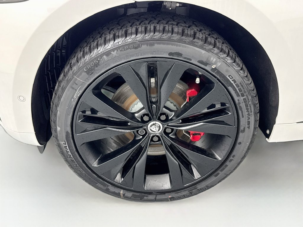 New 2026 Jaguar F-PACE R-Dynamic S AWD/4WD image 32