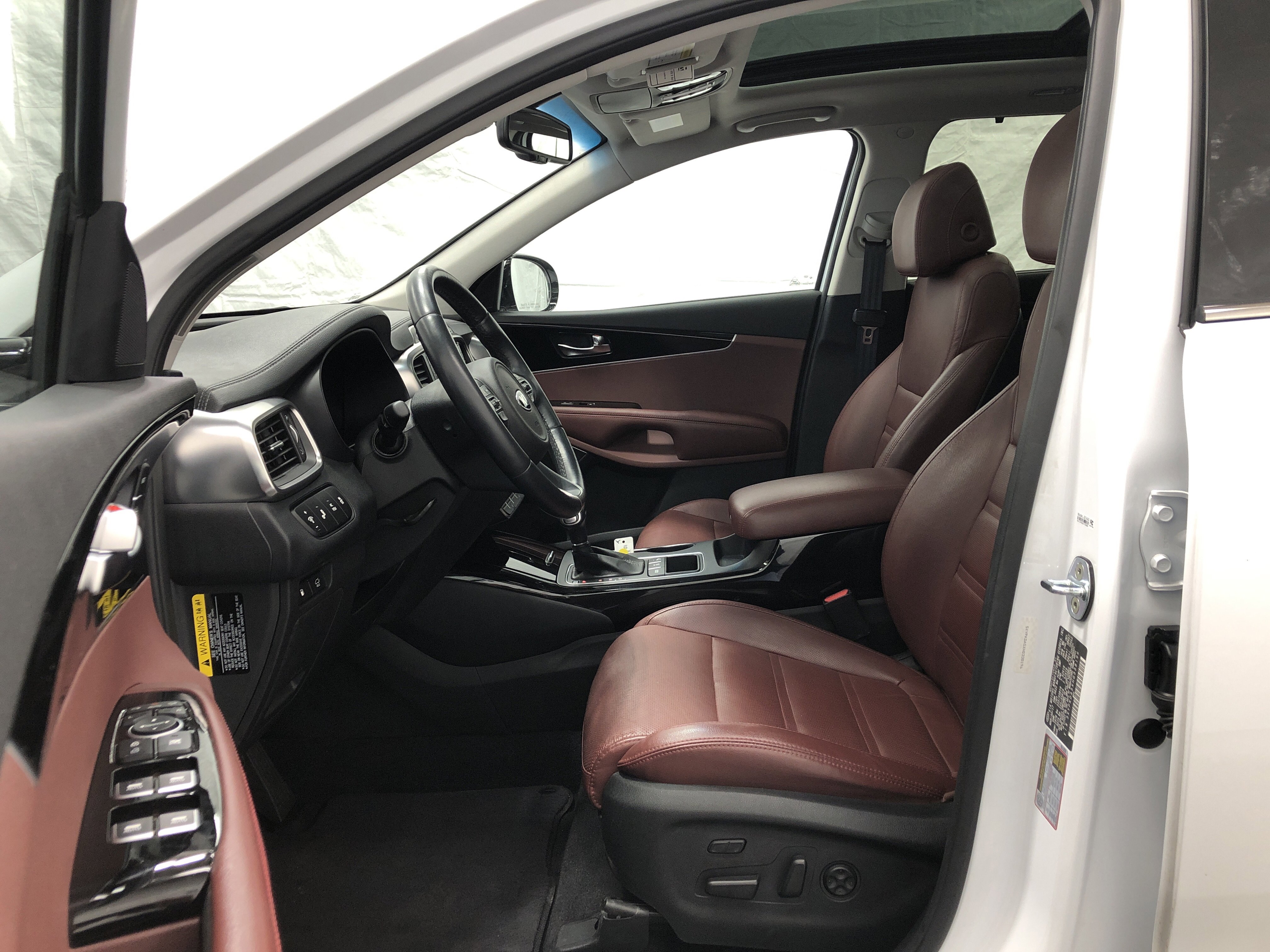 Used 2017 Kia Sorento SX image 15