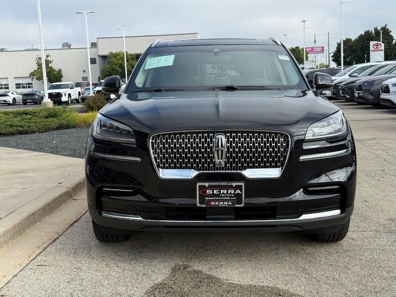 Used 2022 Lincoln Aviator Reserve w/ Equipment Group 201A image 8