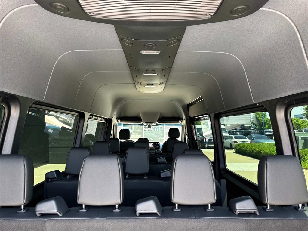 New 2025 Mercedes-Benz Sprinter 2500 image 6
