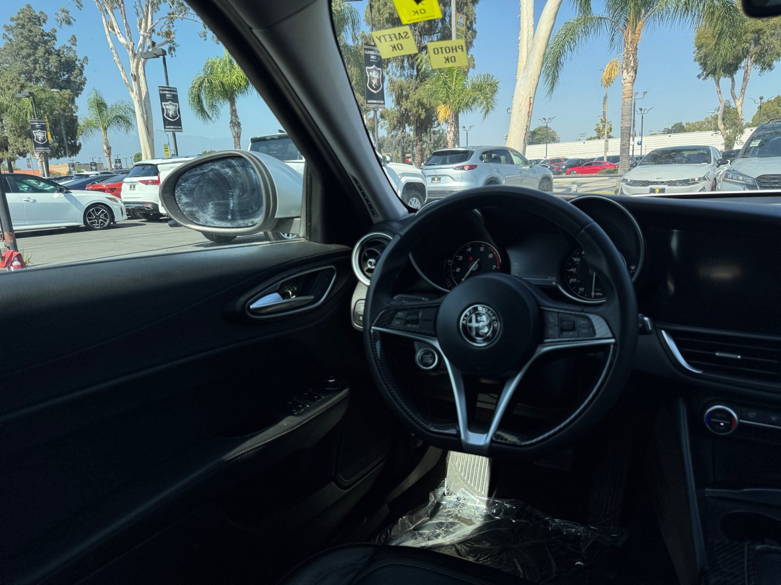 Used 2017 Alfa Romeo Giulia RWD image 17