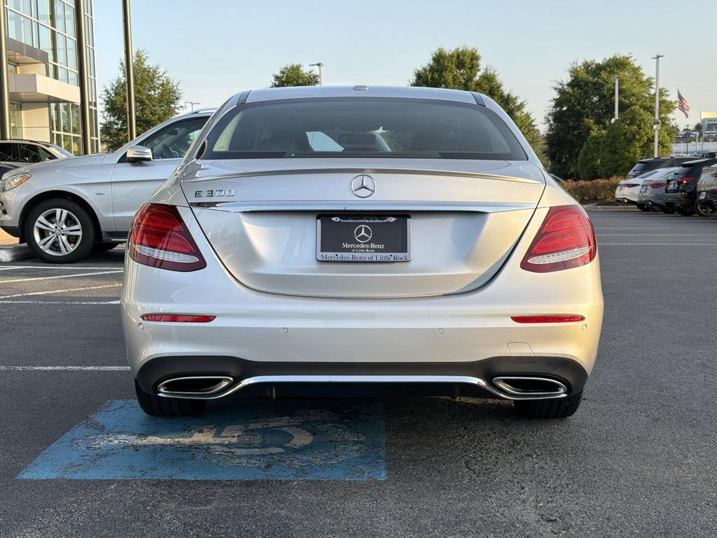 Used 2018 Mercedes-Benz E 300 image 4
