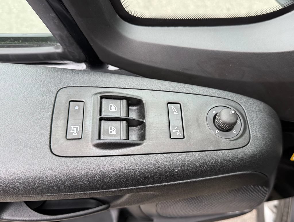 New 2026 RAM ProMaster 1500 w/ Convenience Group FWD image 18