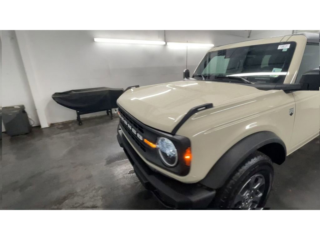 Used 2025 Ford Bronco Big Bend image 4