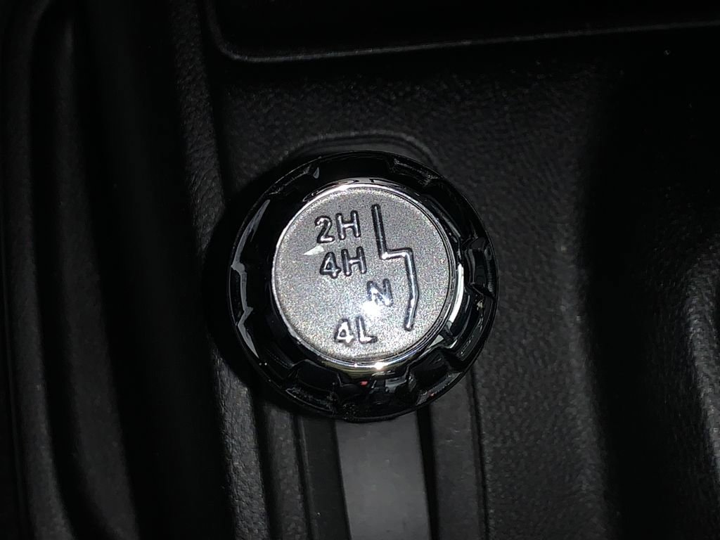 Used 2013 Jeep Wrangler Unlimited Sport image 22