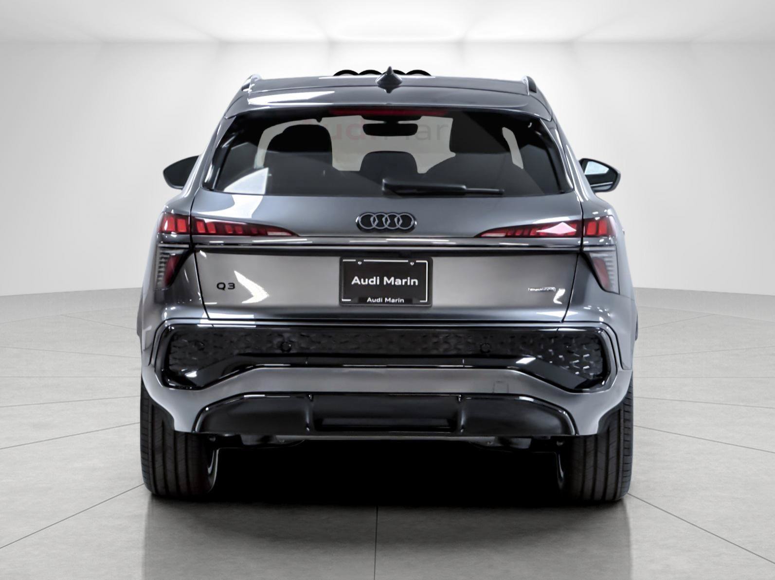 New 2026 Audi Q3 quattro 2.0T AWD/4WD image 4