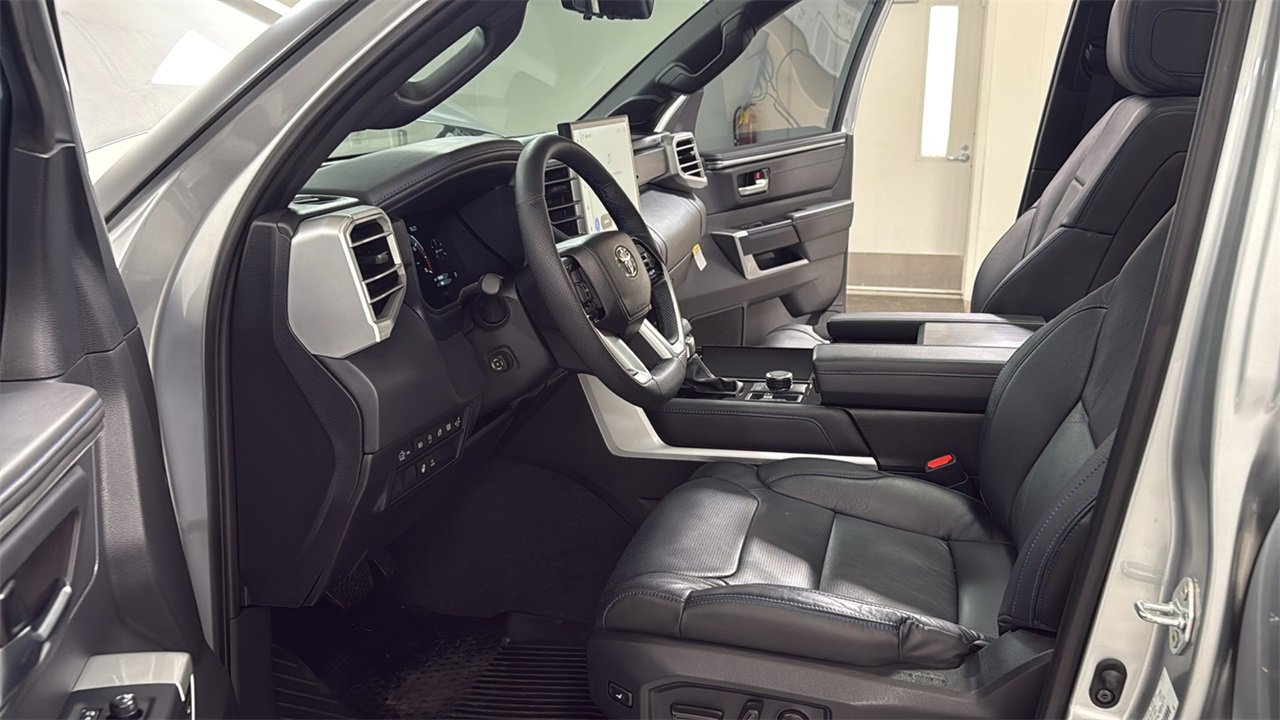 Used 2025 Toyota Tundra Platinum image 12