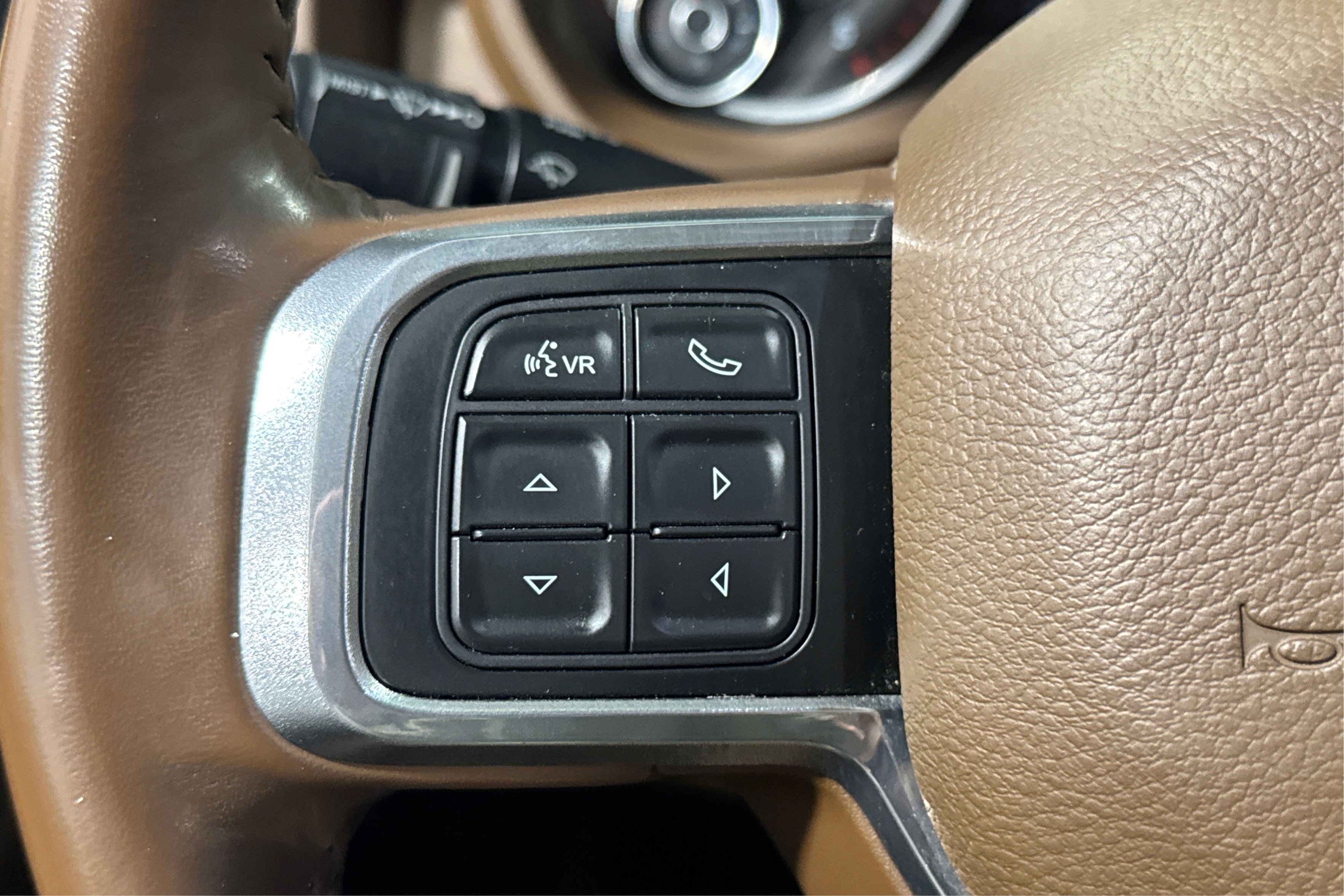 Used 2022 RAM 3500 Laramie image 24