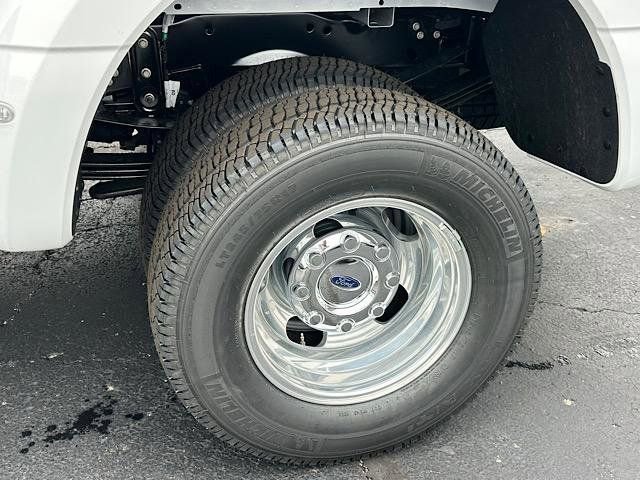 New 2026 Ford F350 XLT image 14