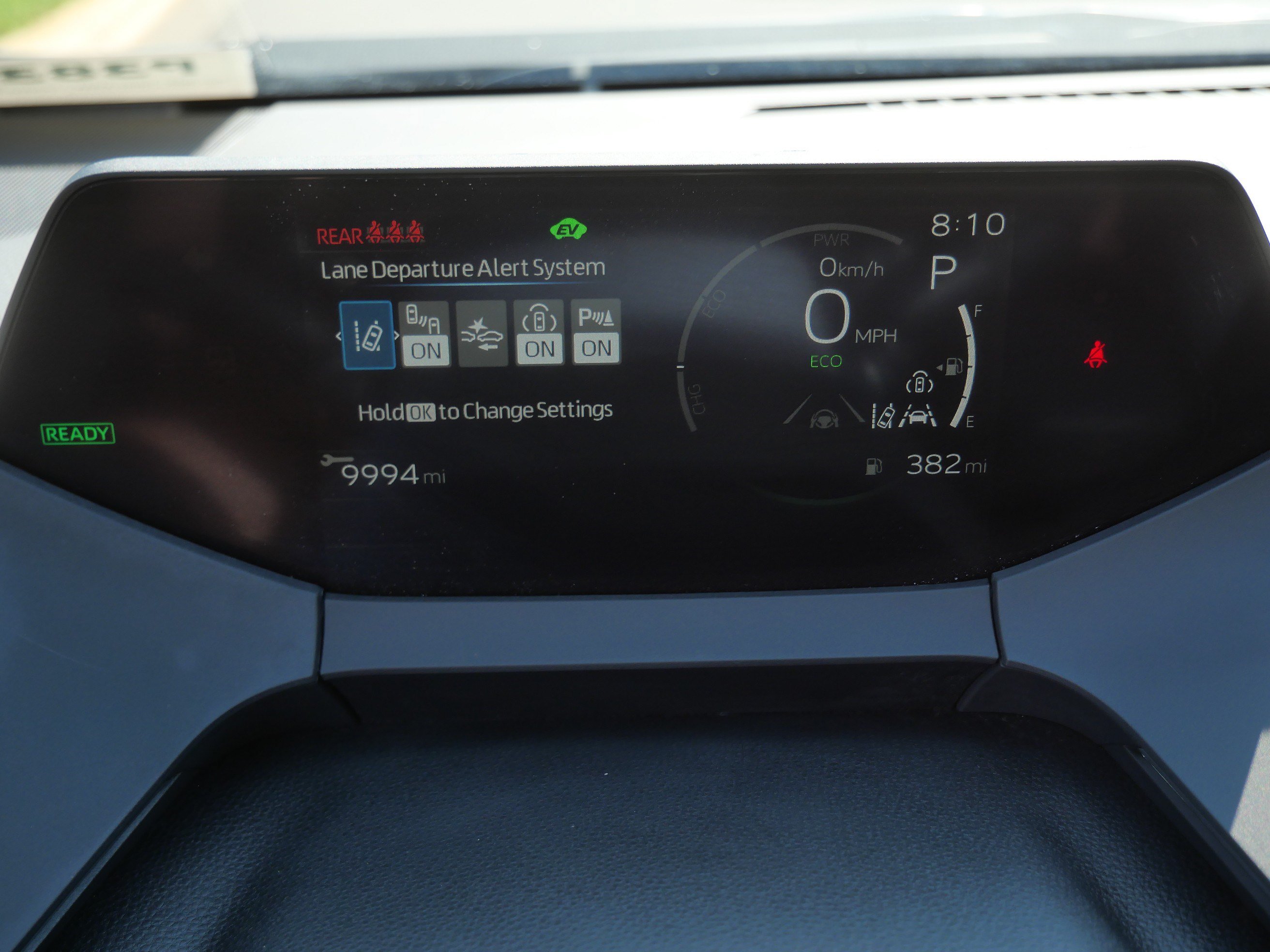 Certified 2025 Toyota Prius XLE FWD image 22
