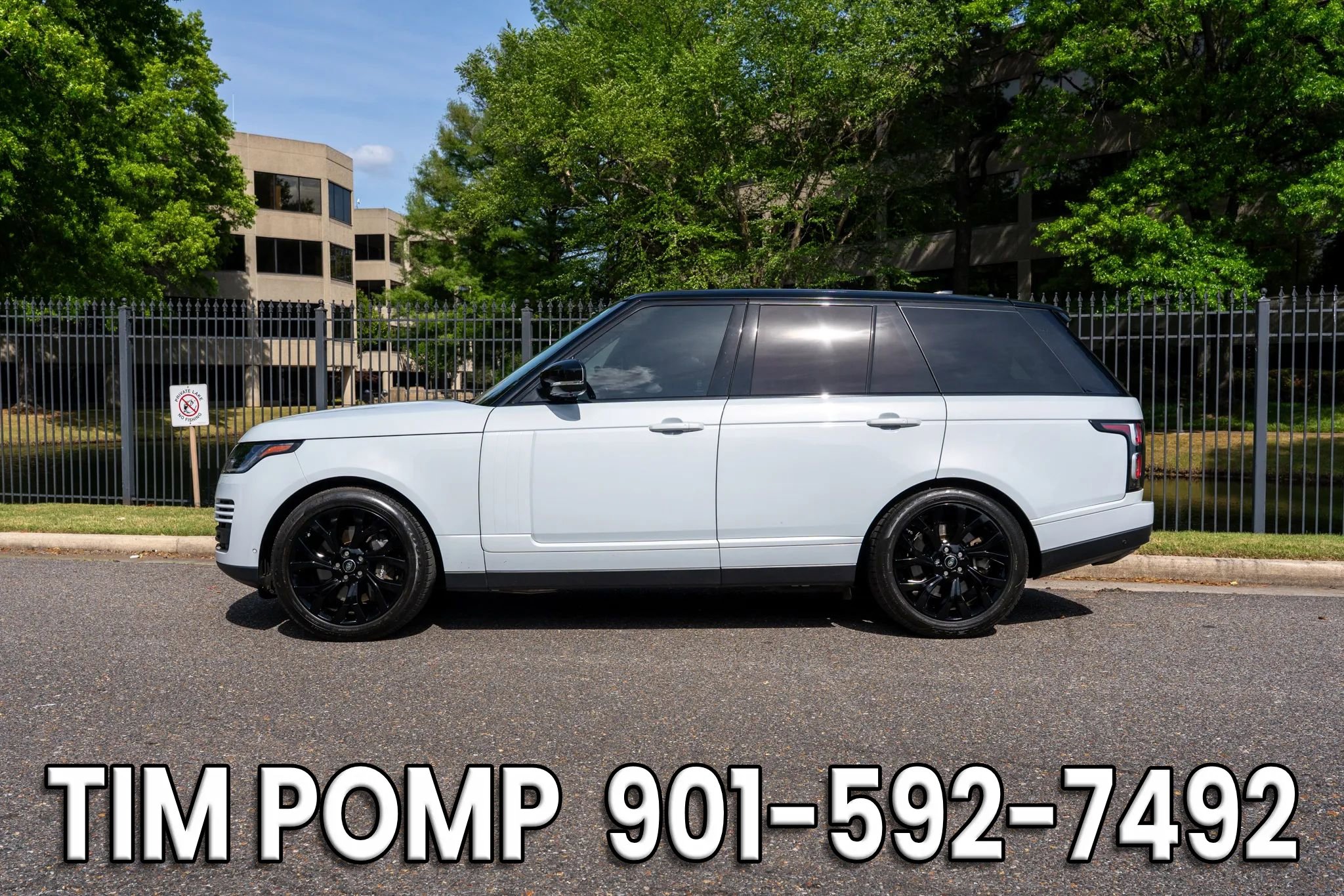 Used 2019 Land Rover Range Rover Supercharged AWD/4WD image 9