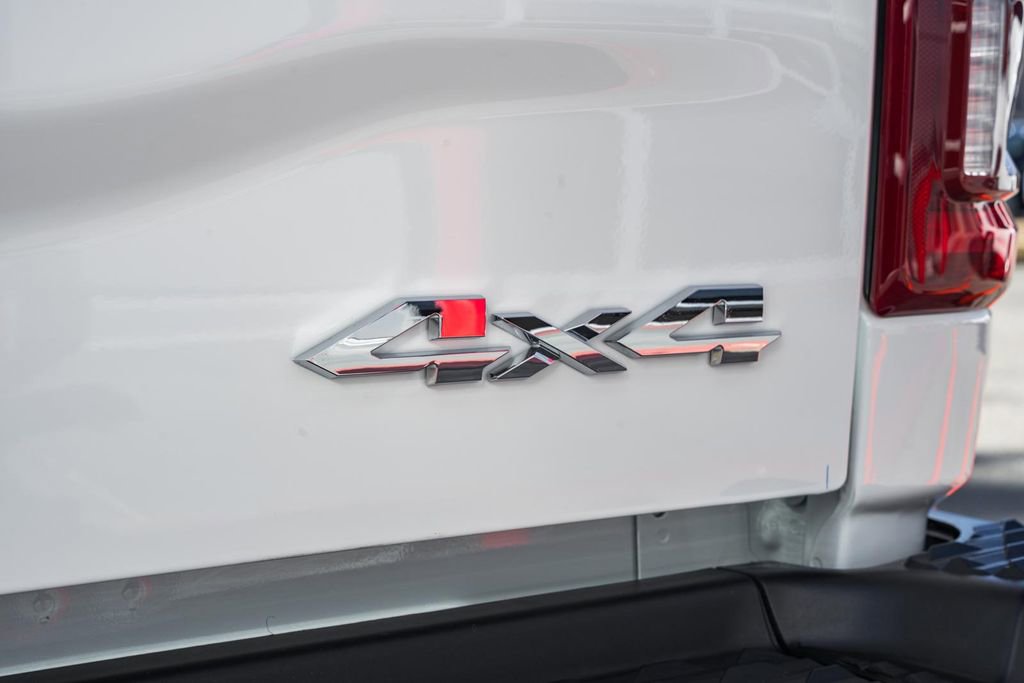 Used 2025 RAM 2500 Laramie image 13