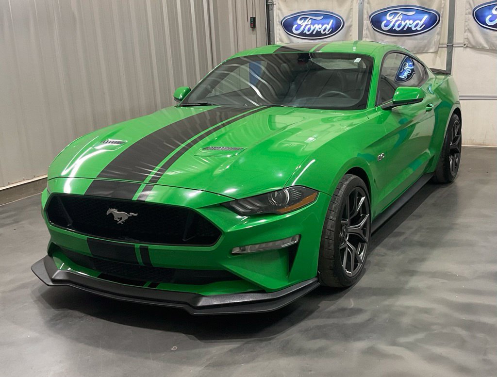 Used 2019 Ford Mustang GT Premium w/ Performance Package - Level 2 RWD image 4