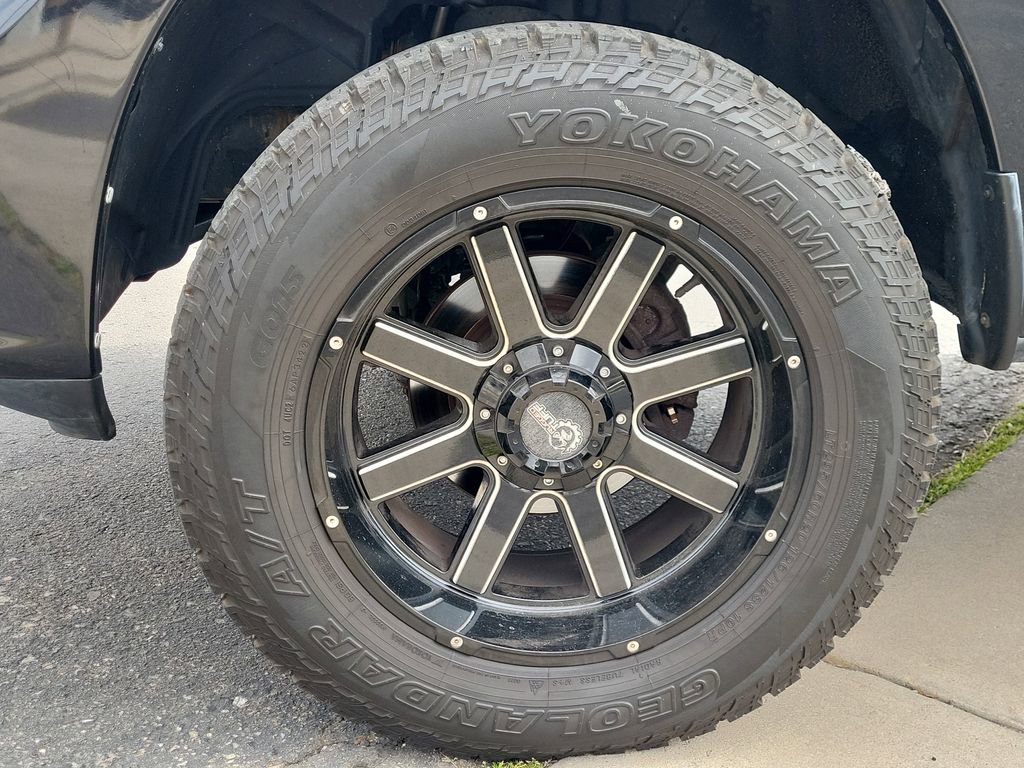 Used 2016 RAM 1500 Express AWD/4WD image 17