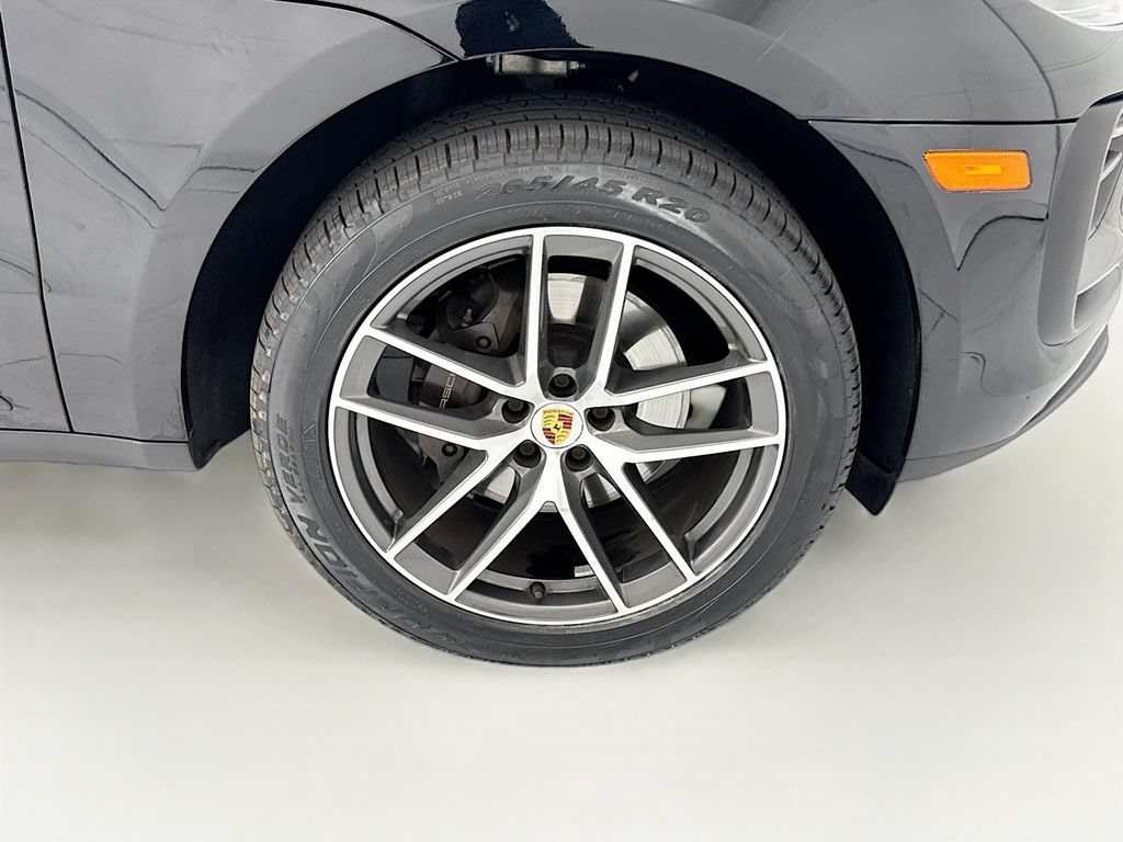Used 2022 Porsche Macan AWD/4WD image 31
