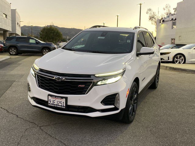 Used 2023 Chevrolet Equinox RS w/ RS Leather Package