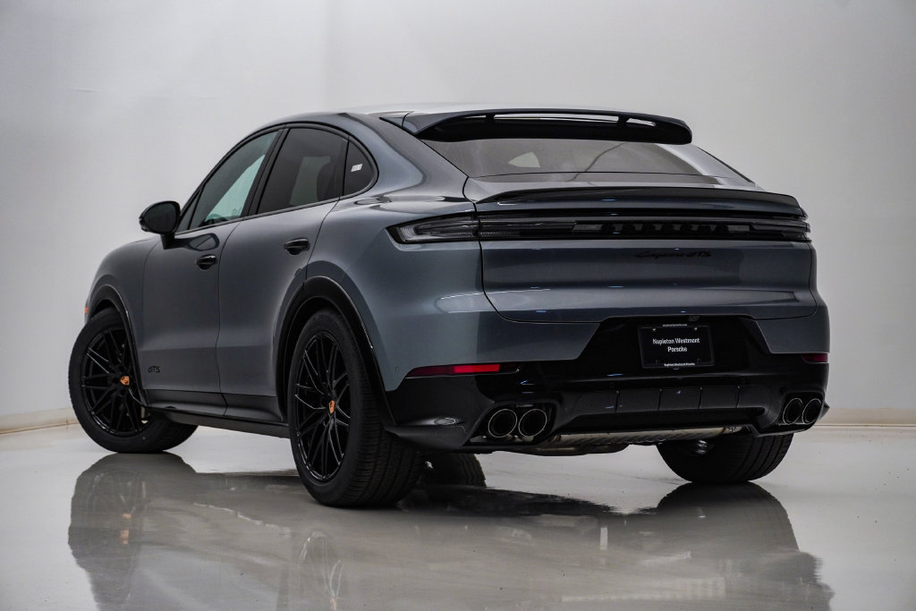 New 2026 Porsche Cayenne GTS AWD/4WD image 3