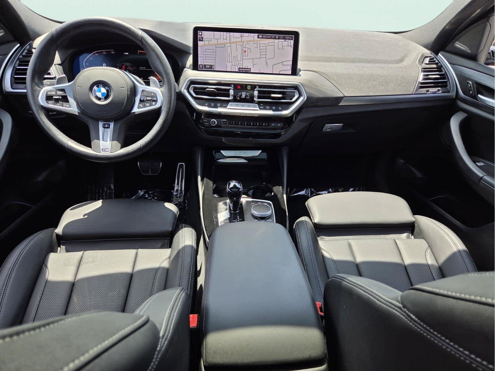 Used 2025 BMW X4 xDrive30i w/ Premium Package AWD/4WD image 13