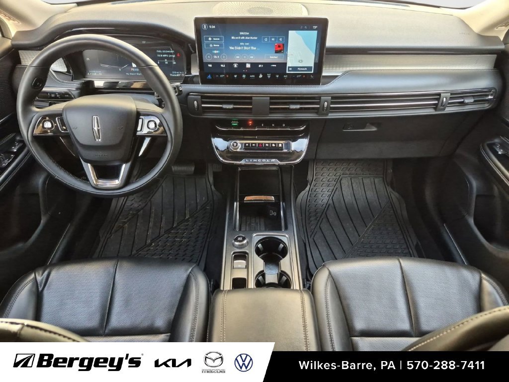 Used 2023 Lincoln Corsair AWD w/ Equipment Group 101A image 35