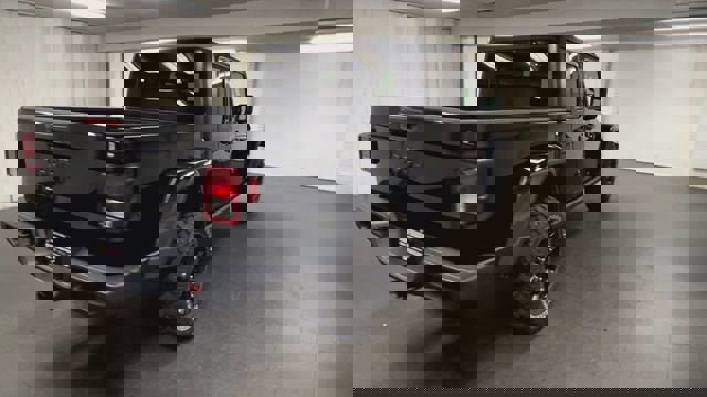 Used 2022 Jeep Gladiator Sport image 8