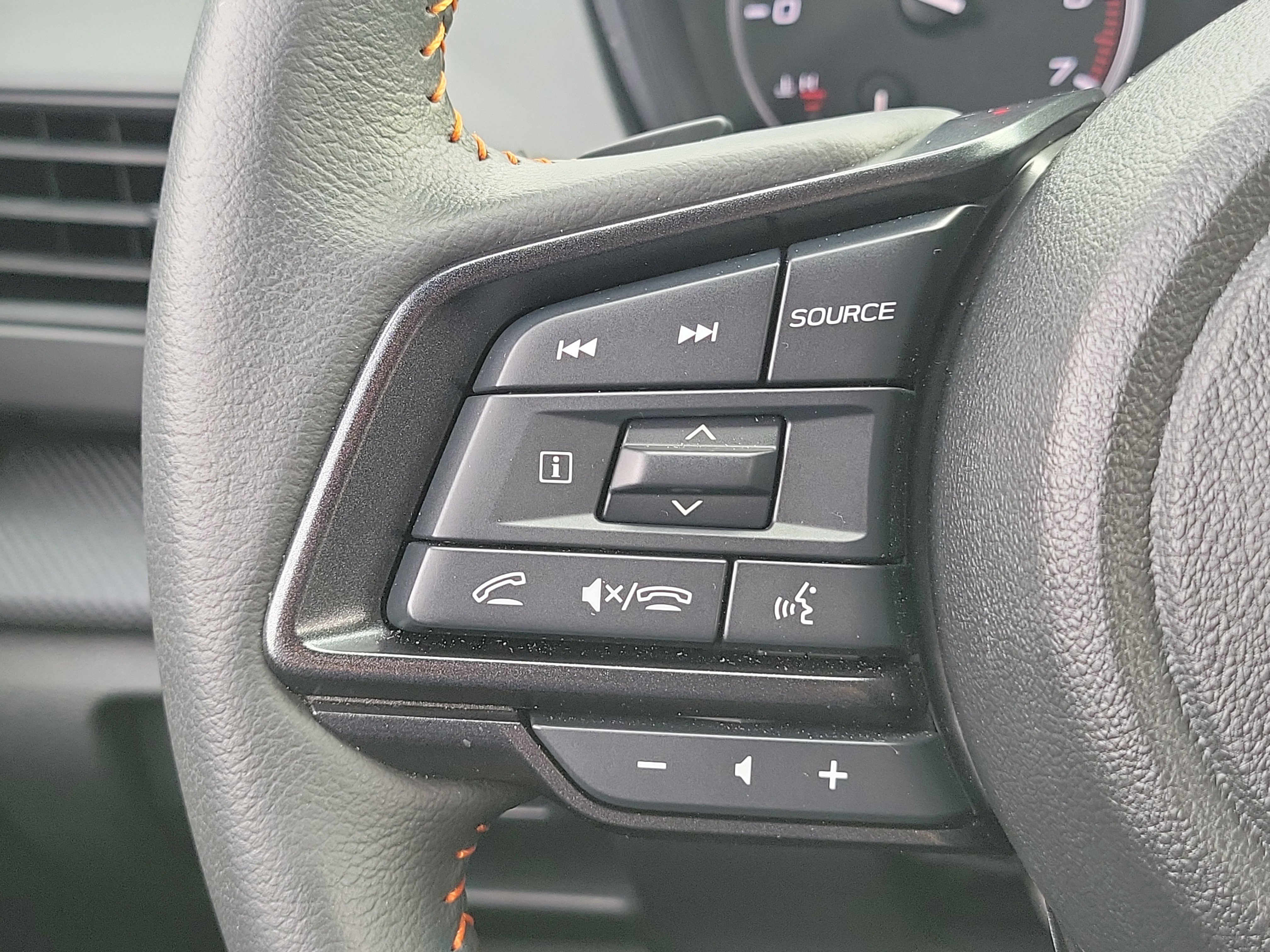 Certified 2024 Subaru Crosstrek 2.5i Limited image 27