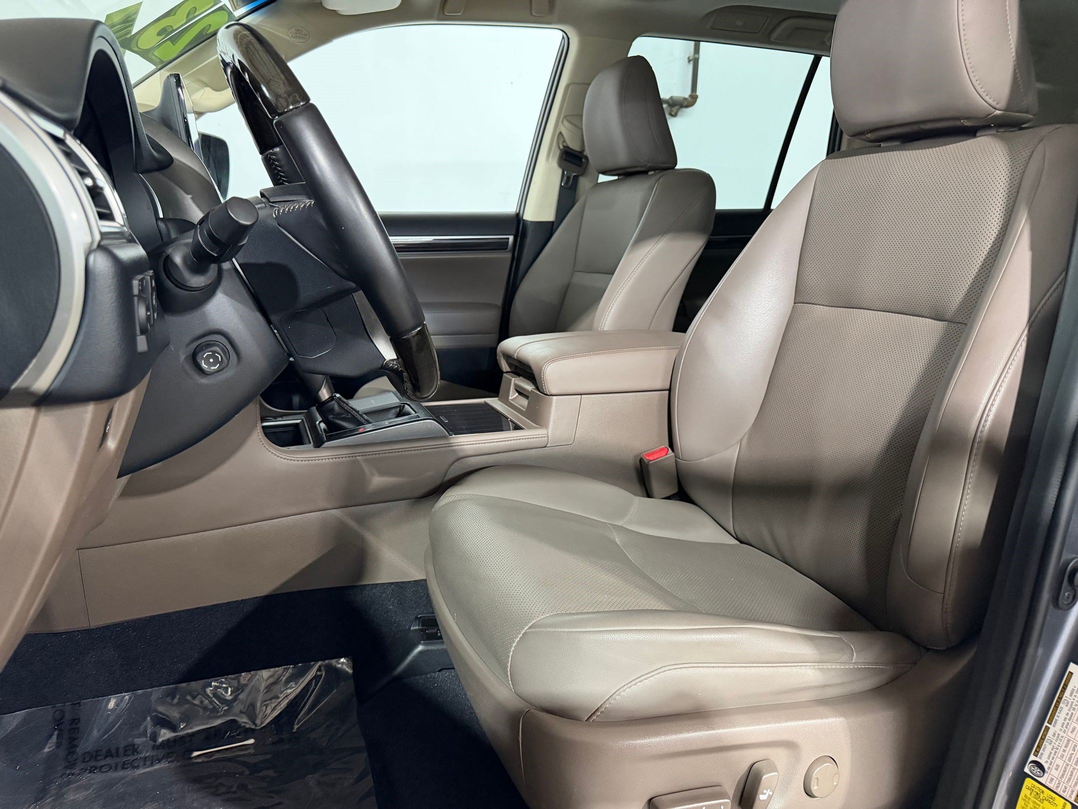 Used 2023 Lexus GX 460 Premium AWD/4WD image 5