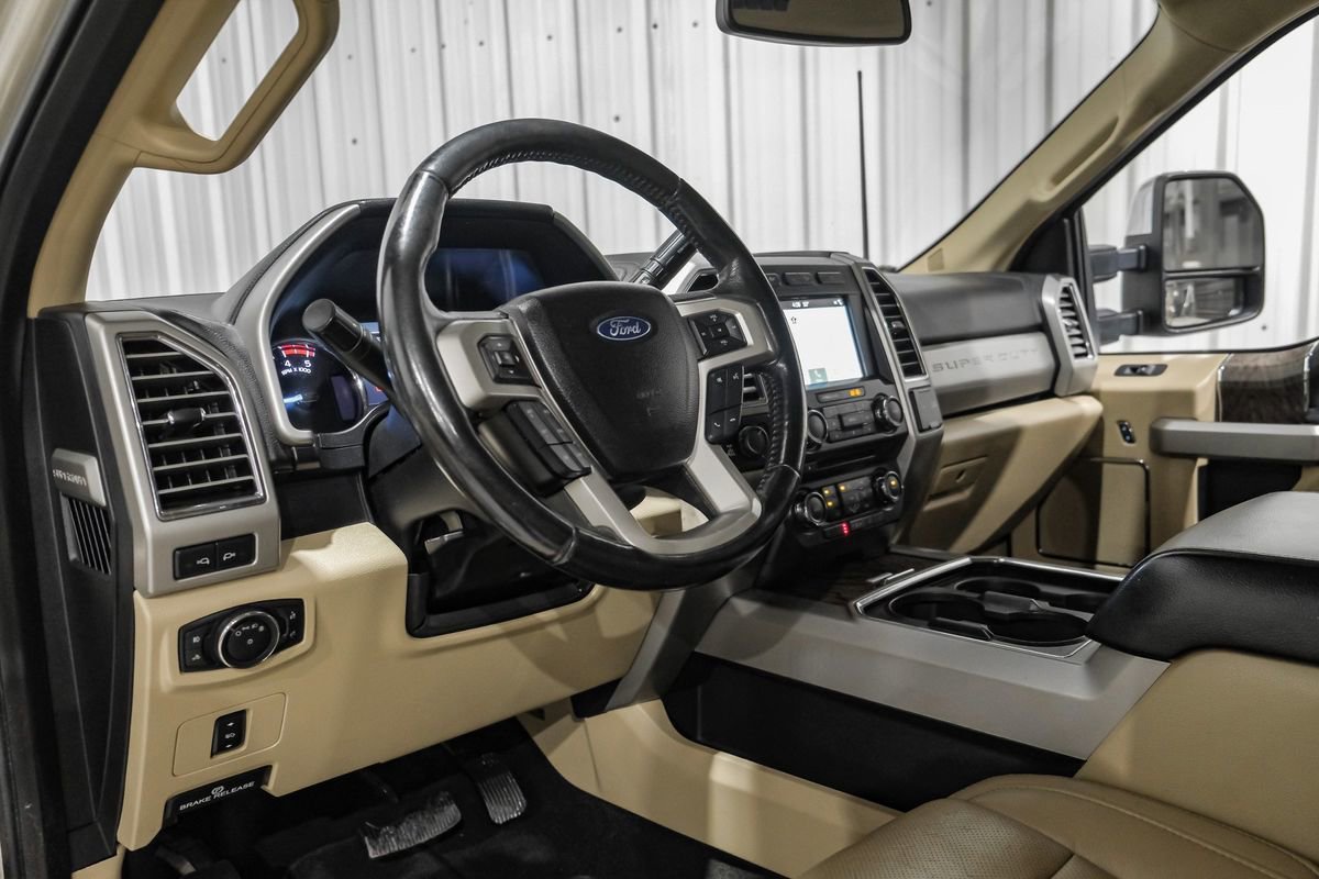 Used 2017 Ford F250 Lariat w/ Chrome Package image 14