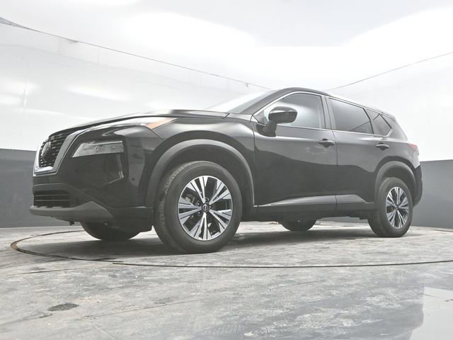 Used 2023 Nissan Rogue SV image 29
