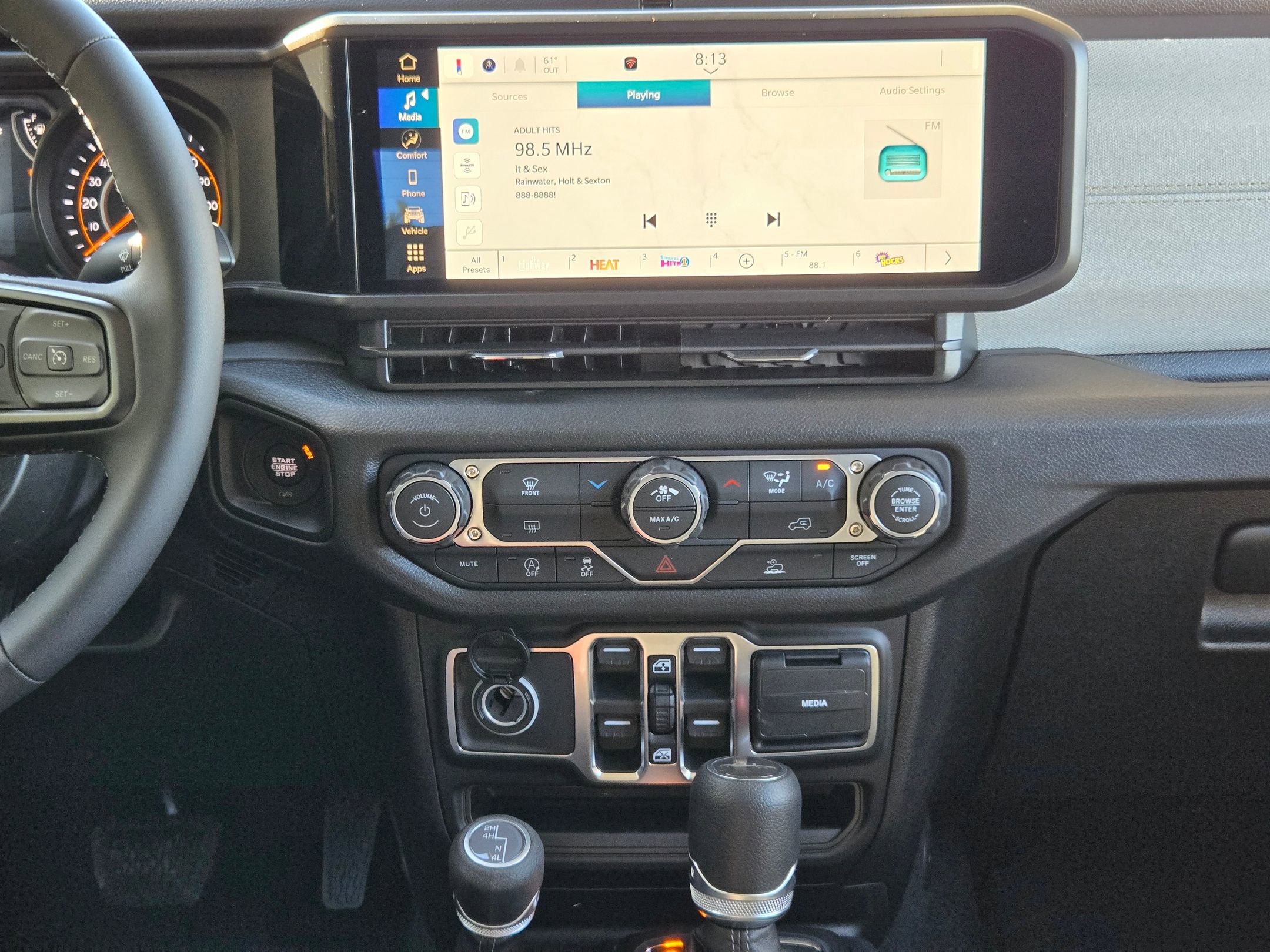 New 2026 Jeep Gladiator Sport image 15