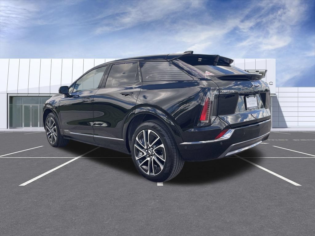 Certified 2025 Cadillac Optiq Sport 1 AWD/4WD image 6
