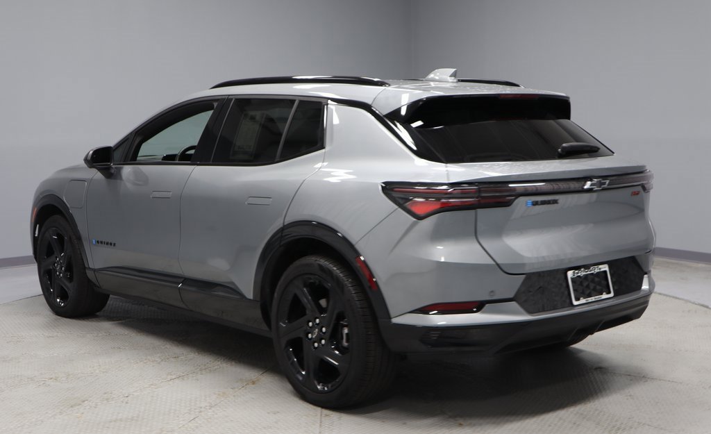 Used 2025 Chevrolet Equinox EV RS image 8