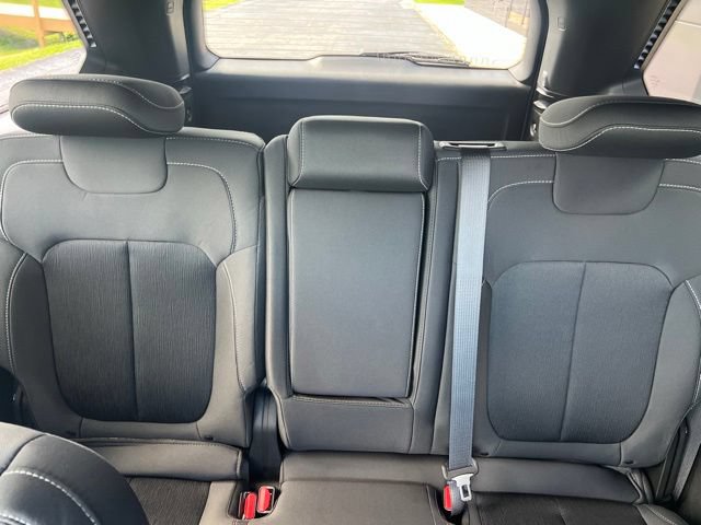 New 2026 Jeep Grand Cherokee Laredo X AWD/4WD image 18