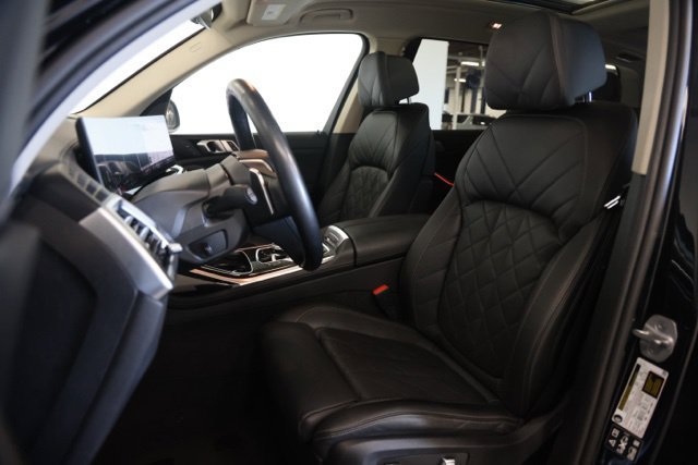 Used 2024 BMW X7 xDrive40i AWD/4WD image 22