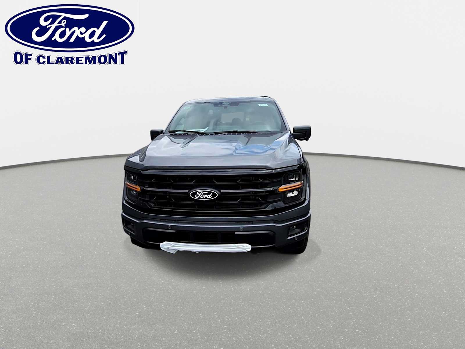 New 2026 Ford F150 XLT w/ Equipment Group 302A MID AWD/4WD image 3