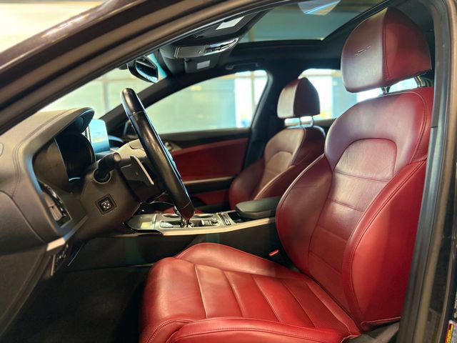 Used 2021 Kia Stinger GT2 image 22