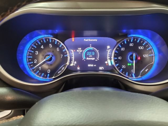 Used 2020 Chrysler Pacifica Touring-L Plus w/ Advanced Safetytec Group FWD image 27