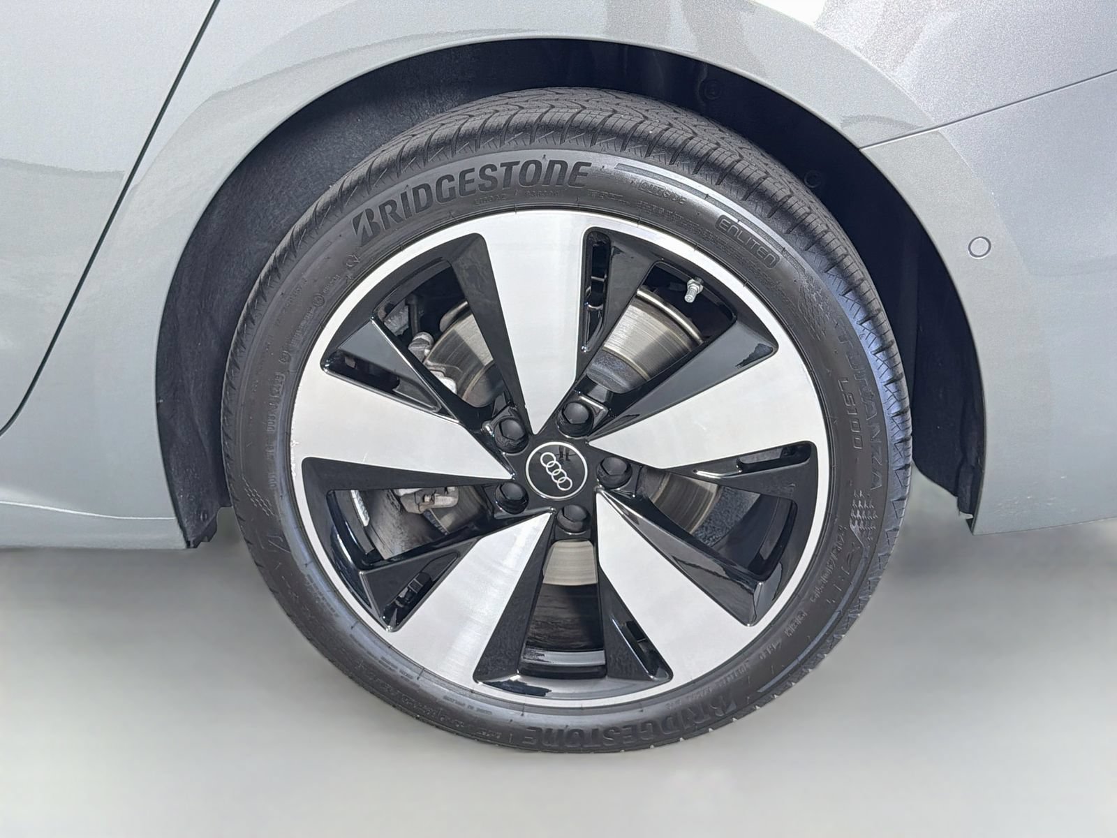 Certified 2025 Audi A5 2.0T Prestige w/ 19" Wheel Package AWD/4WD image 32